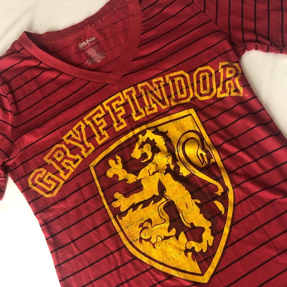 Harry Potter Bundle; 2 Medium Tops & a Scarf - Picture 2 of 5